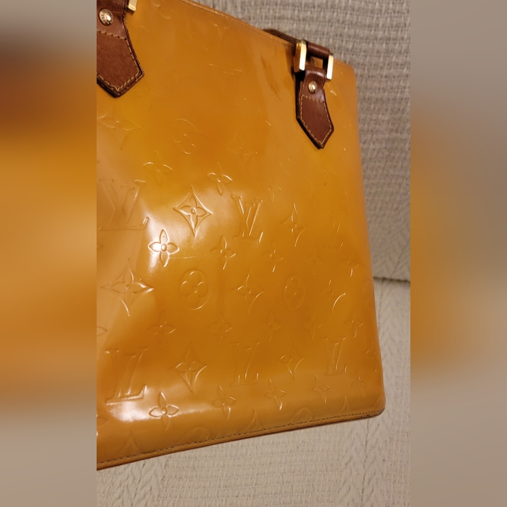 LOUIS VUITTON Vernis Houston handbag - Picture 3 of 16